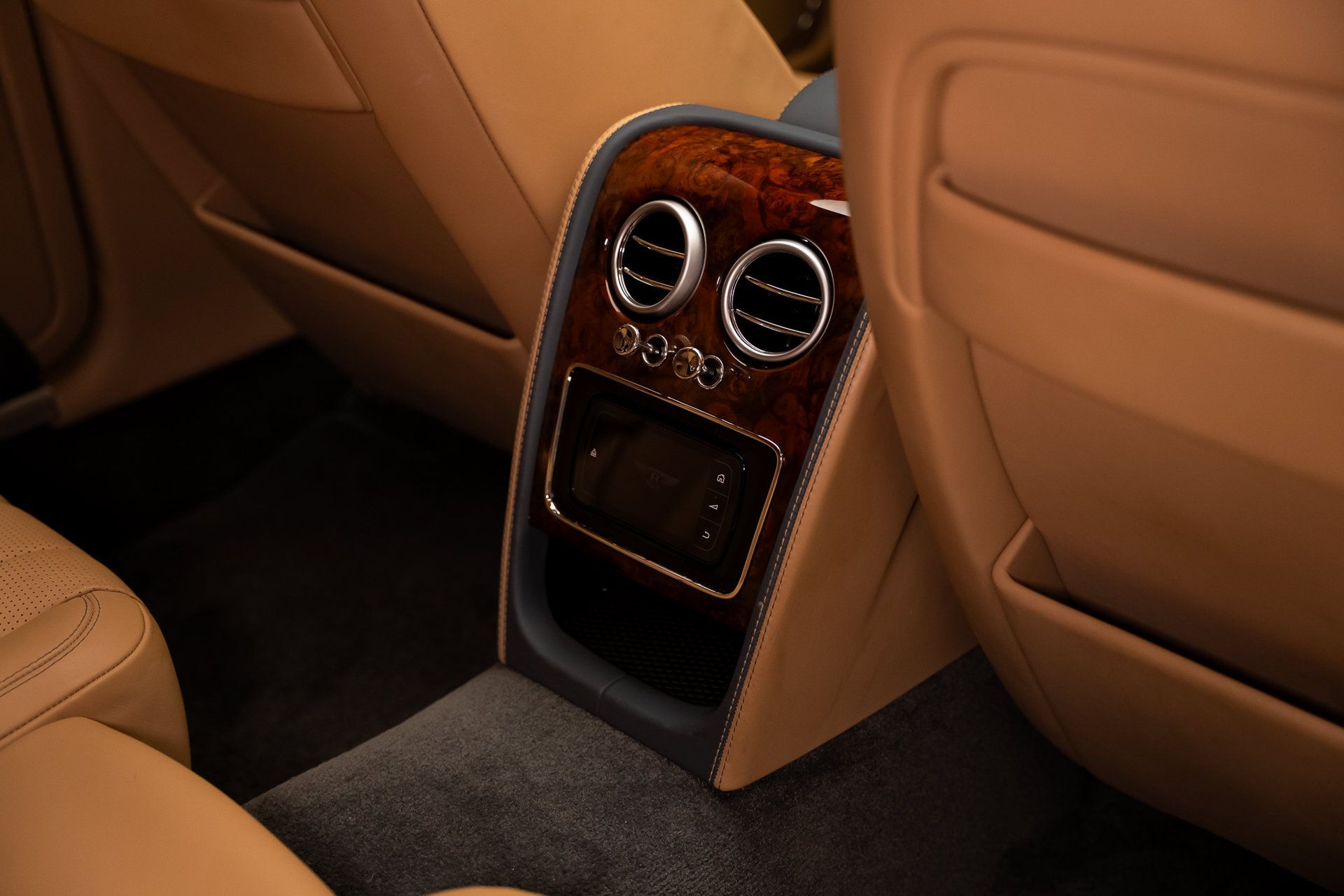 Used 2016 Bentley Flying Spur V8 AWD/4WD image 70