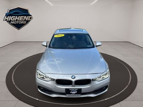 Used 2018 BMW 320i xDrive Sedan w/ Convenience Package image 10