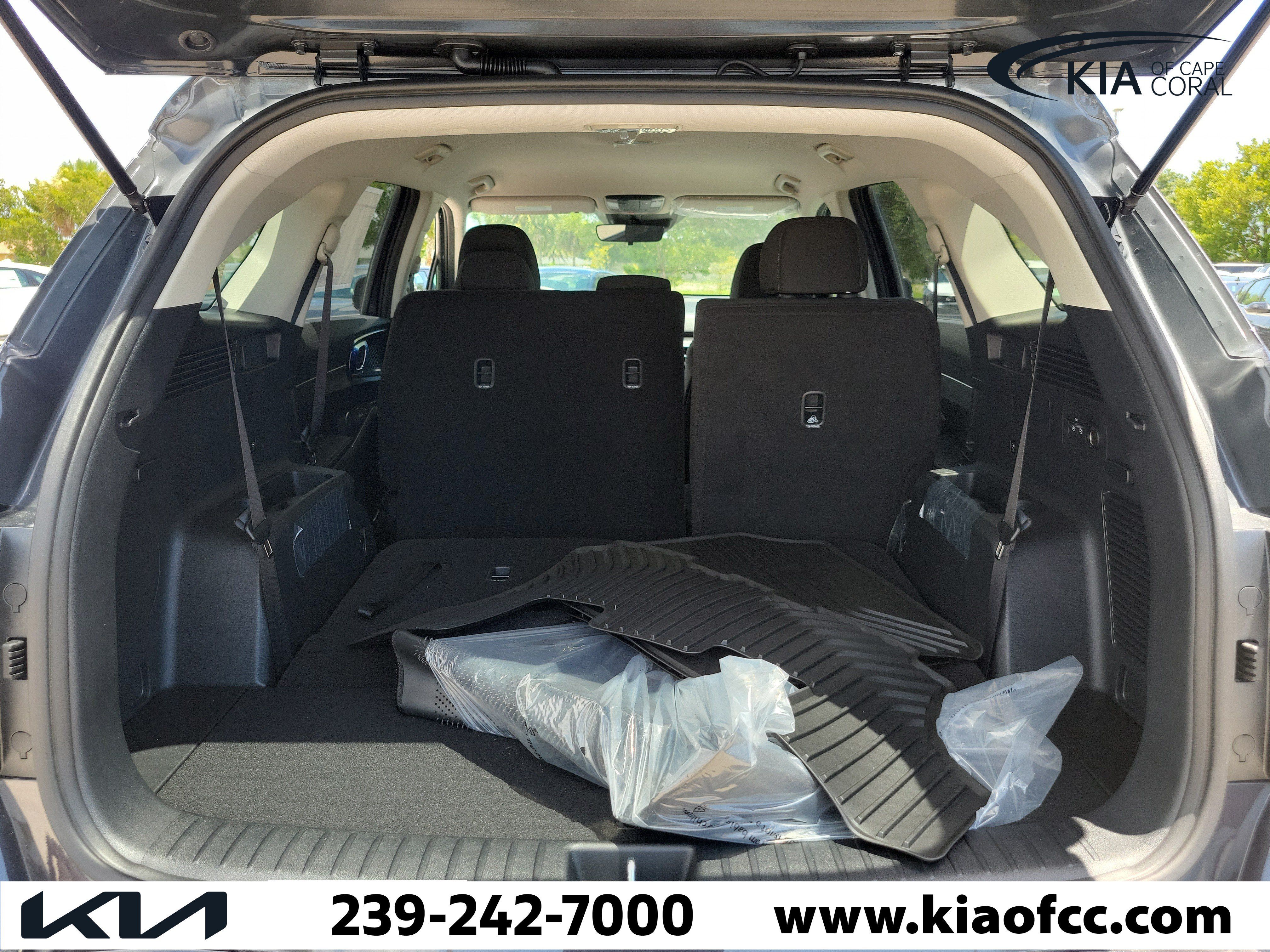 New 2026 Kia Sorento LX FWD image 10