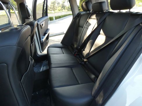 Used 2015 Mercedes-Benz GLK 350 2WD image 38