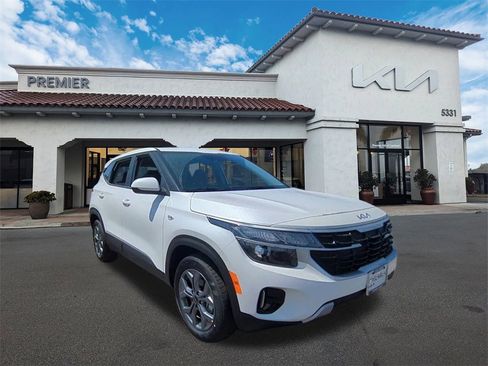 New 2026 Kia Seltos LX image 2