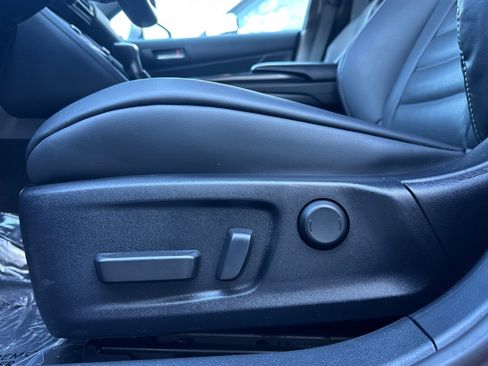 Used 2023 Lexus IS 350 F Sport image 13