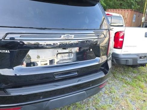 Used 2024 Chevrolet Tahoe Z71 AWD/4WD image 8