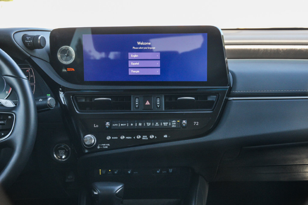 Certified 2025 Lexus ES 350 w/ Premium Package FWD image 14