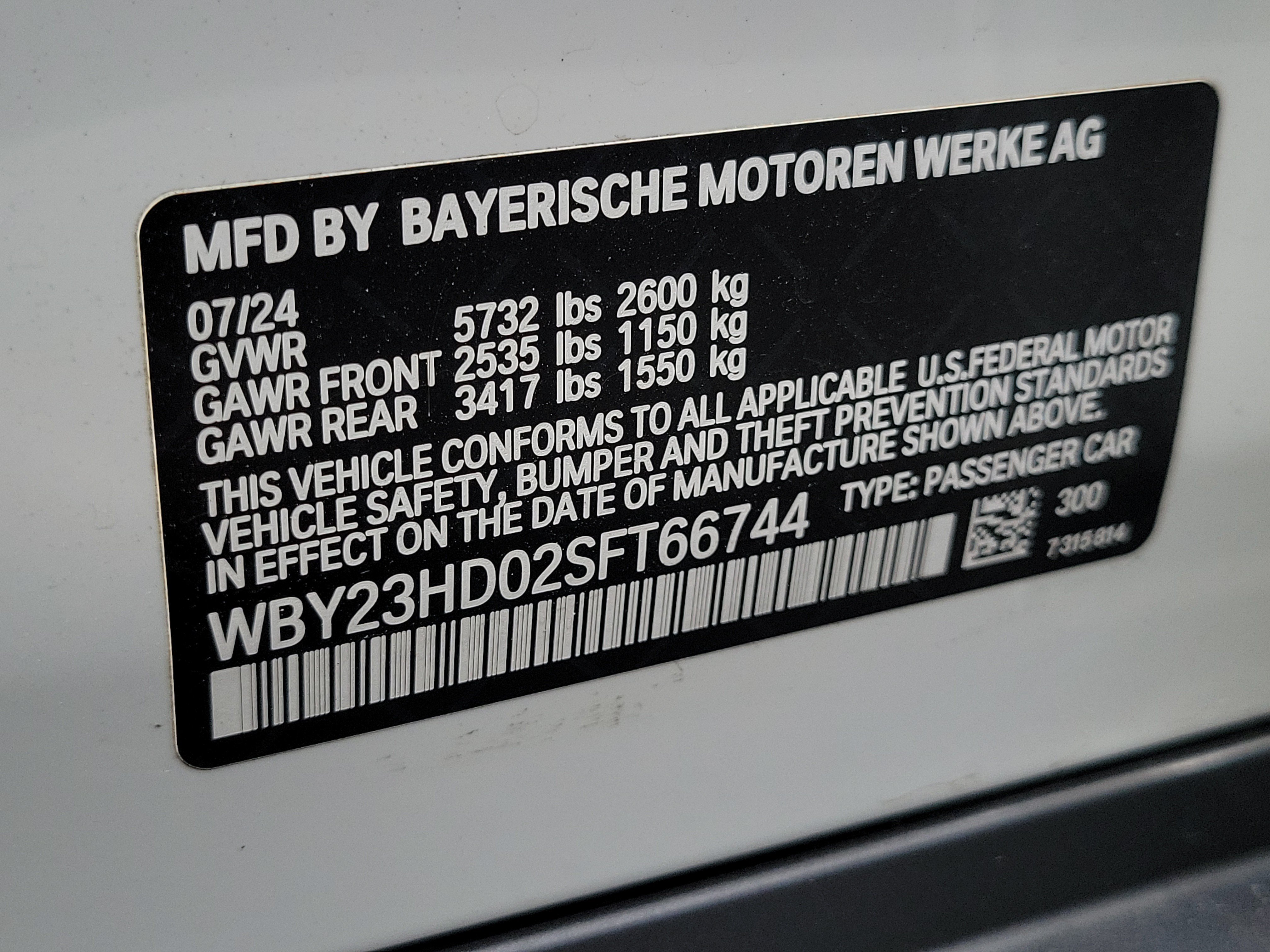 Certified 2025 BMW i4 eDrive40 RWD image 10