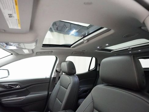 Certified 2023 GMC Acadia SLT w/ Elevation Edition image 33