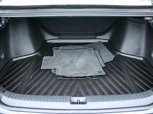 Used 2024 Honda Accord LX image 31