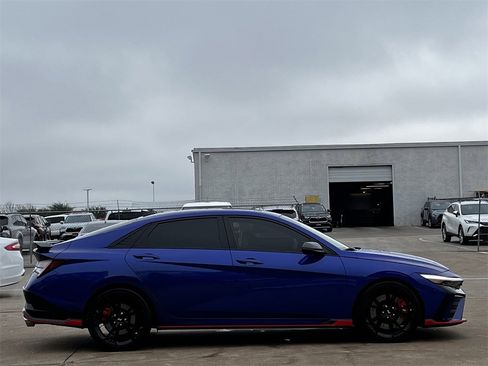 Used 2024 Hyundai Elantra N image 3