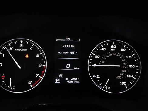 Used 2020 Subaru Outback Premium image 16