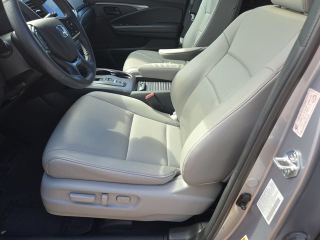 Used 2023 Honda Passport EX-L image 15