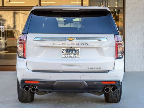 Used 2023 Chevrolet Suburban Premier image 8