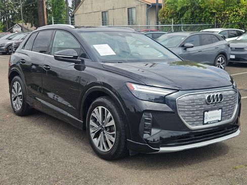 Used 2023 Audi Q4 e-tron Premium Plus w/ Premium Plus RWD image 7