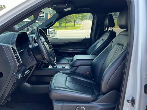 Used 2021 Ford Expedition Max Limited image 13