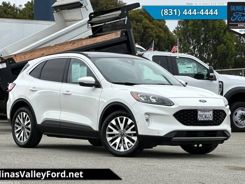 Used 2020 Ford Escape Titanium w/ Titanium Premium Package 2.0 AWD/4WD image 1