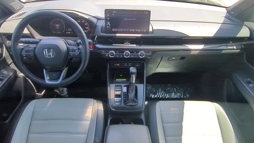 Used 2025 Honda CR-V Sport Touring image 11