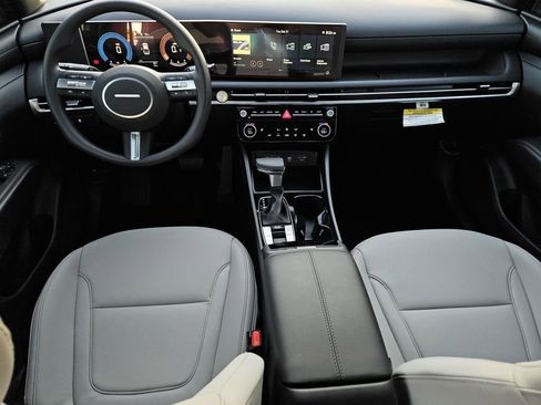 New 2026 Hyundai Santa Cruz SEL FWD image 15