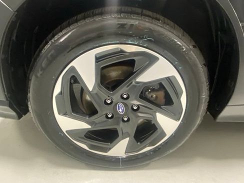 Used 2024 Subaru Crosstrek 2.5i Limited AWD/4WD image 5