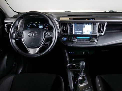 Used 2017 Toyota RAV4 XLE w/ All Weather Liner Package AWD/4WD image 12