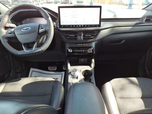 Used 2024 Ford Escape ST-Line w/ Tech Pack #1 AWD/4WD image 12