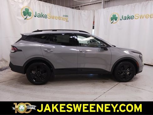 Used 2025 Kia Sportage X-Line w/ Premium Package image 11