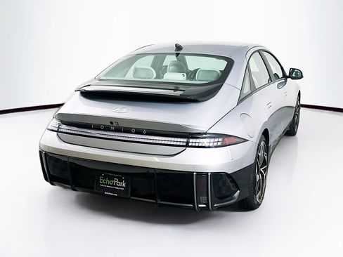 Used 2023 Hyundai Ioniq 6 SEL RWD image 9