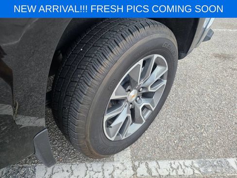 Used 2025 Chevrolet Silverado 1500 LT RWD image 7