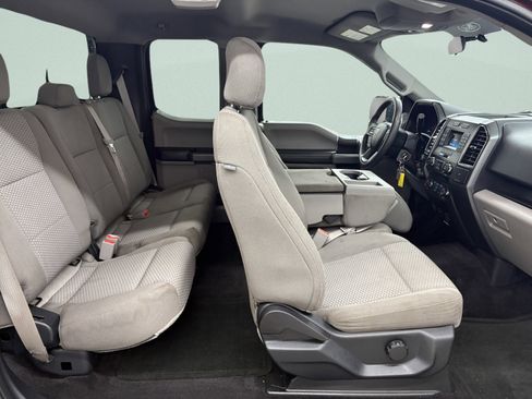 Used 2017 Ford F150 XLT w/ Trailer Tow Package image 22