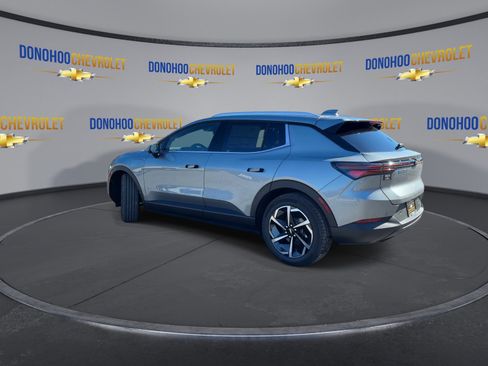 New 2026 Chevrolet Equinox EV LT image 8