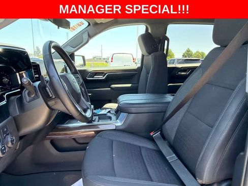 Used 2024 Chevrolet Silverado 1500 RST AWD/4WD image 15