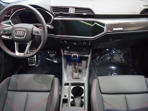 New 2025 Audi Q3 2.0T Premium Plus image 8