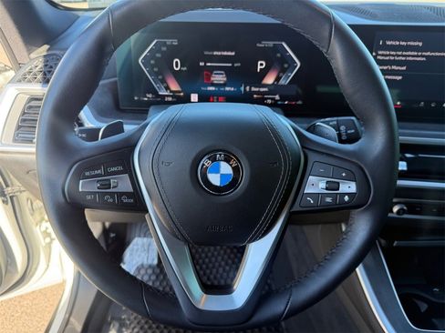 Used 2024 BMW X5 sDrive40i w/ Premium Package image 13