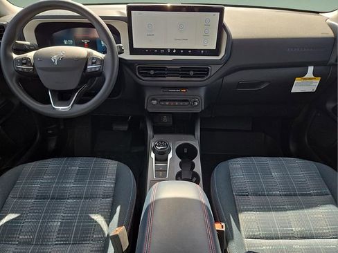 Used 2025 Ford Bronco Sport Heritage image 17