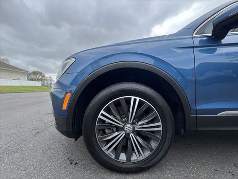 Used 2019 Volkswagen Tiguan SEL AWD/4WD image 10