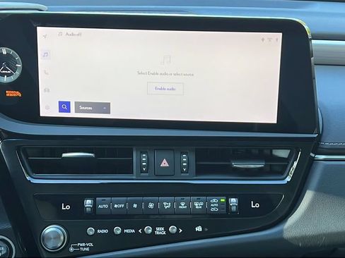 Used 2024 Lexus ES 300h F Sport w/ Accessory Package (Z2) FWD image 13