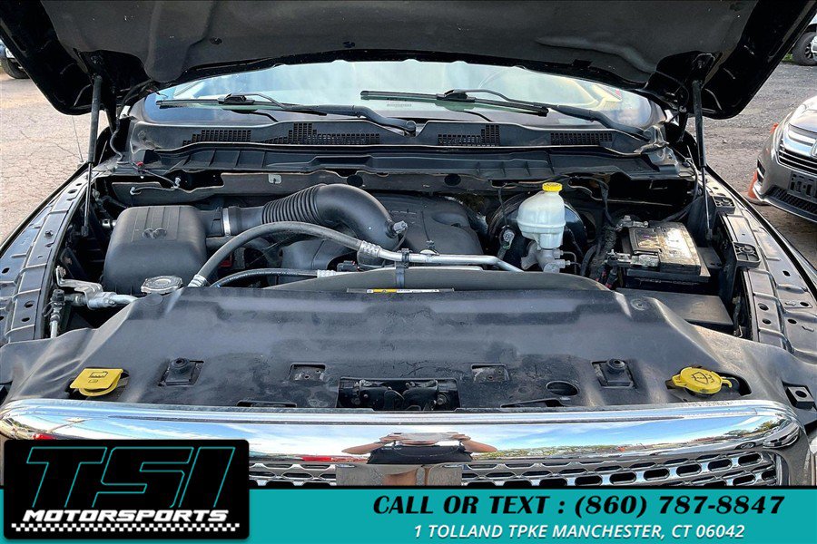 Used 2014 RAM 1500 Laramie AWD/4WD image 9