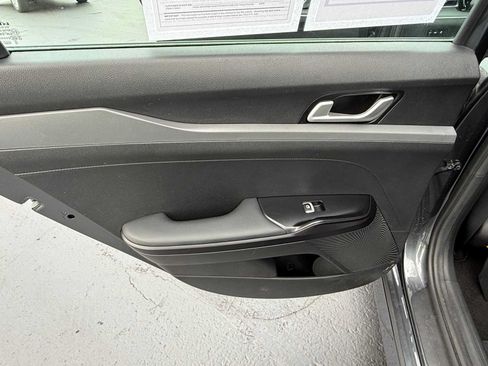 Used 2024 Kia K5 LXS FWD image 15