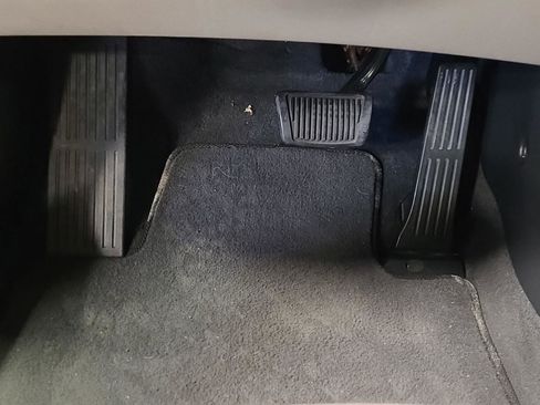 Used 2016 Hyundai Elantra SE image 32