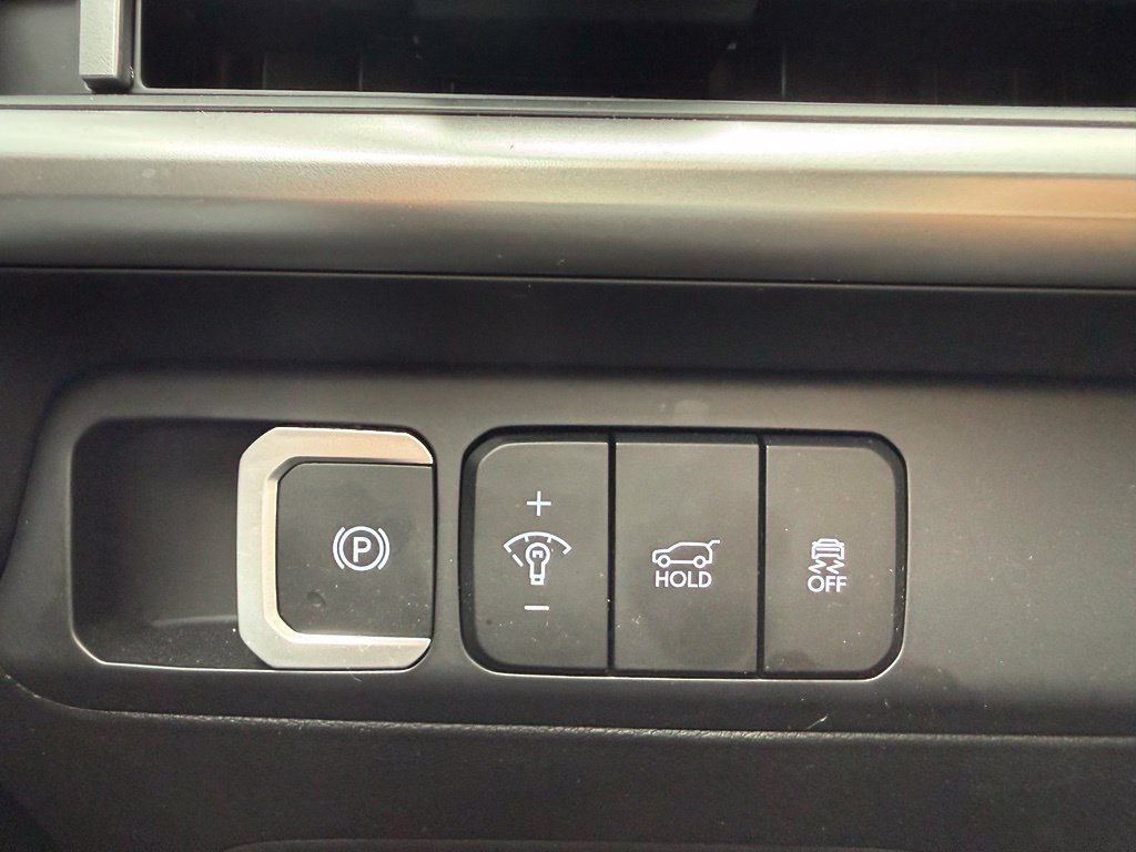 Certified 2026 Hyundai Santa Fe SE AWD/4WD image 33