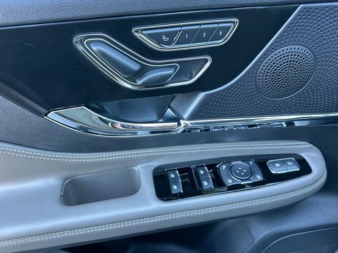 New 2025 Lincoln Corsair Reserve image 10