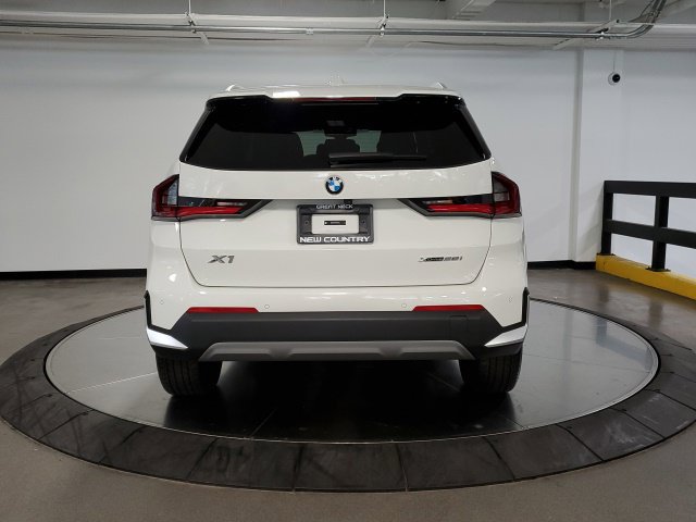 Used 2023 BMW X1 xDrive28i w/ Convenience Package AWD/4WD image 8