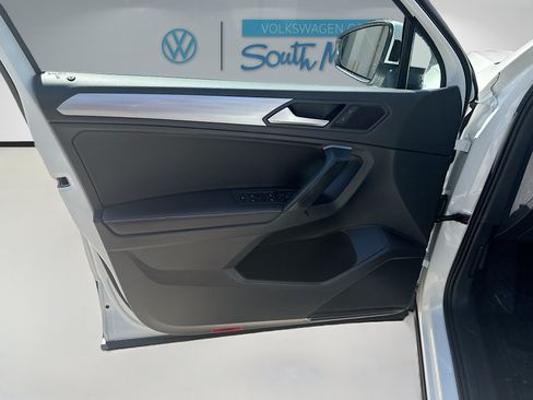 Certified 2024 Volkswagen Tiguan S FWD image 19