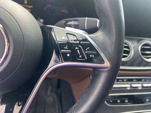 Used 2021 Mercedes-Benz E 350 4MATIC Sedan image 19