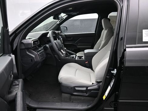 New 2026 Toyota 4Runner SR5 image 9