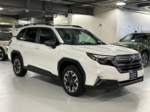 Used 2026 Subaru Forester Premium w/ Base/Premium Plus Package AWD/4WD image 1