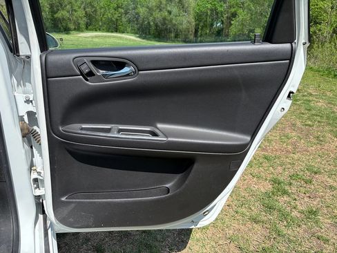 Used 2013 Chevrolet Impala LS image 8