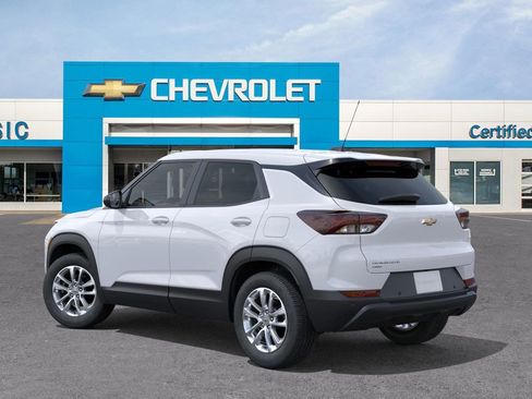 New 2026 Chevrolet TrailBlazer LS image 3