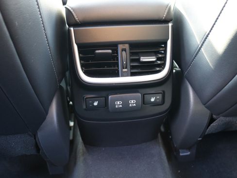 Used 2020 Subaru Outback Limited image 35