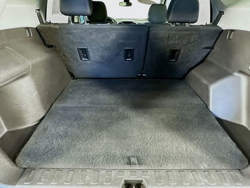 Used 2021 GMC Terrain SLE w/ Driver Convenience Package image 35