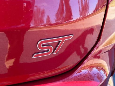 Certified 2022 Ford Edge ST image 22