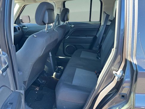 Used 2016 Jeep Patriot Sport w/ Power Value Group image 10